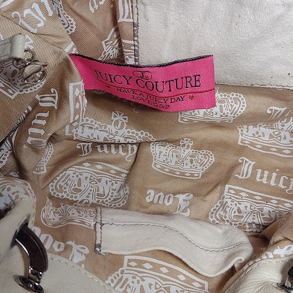 Juicy Couture Y2K Shimmering Linen Shoulder Bag with Wood Charms - Picture 11 of 16